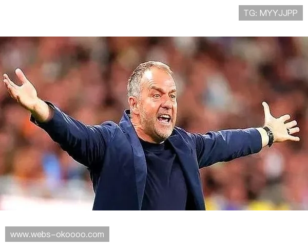 弗里克亲临巴萨B队观战，重点考察青训防线新星